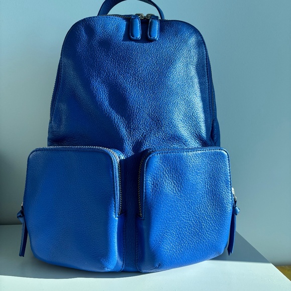 Kenneth Cole  genuine leather backpack - Picture 1 of 5